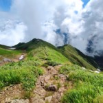 歩いてきた尾根