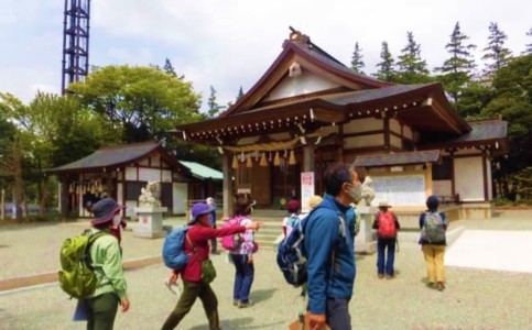 延喜式内論社高森神社。五穀豊穣の神「味須岐高彦根命」を主祭神とする神社は全国に6社しかない
