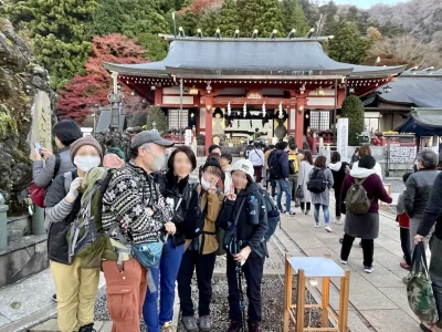 下社に降りてきました。