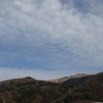 谷峨駅から見える大野山